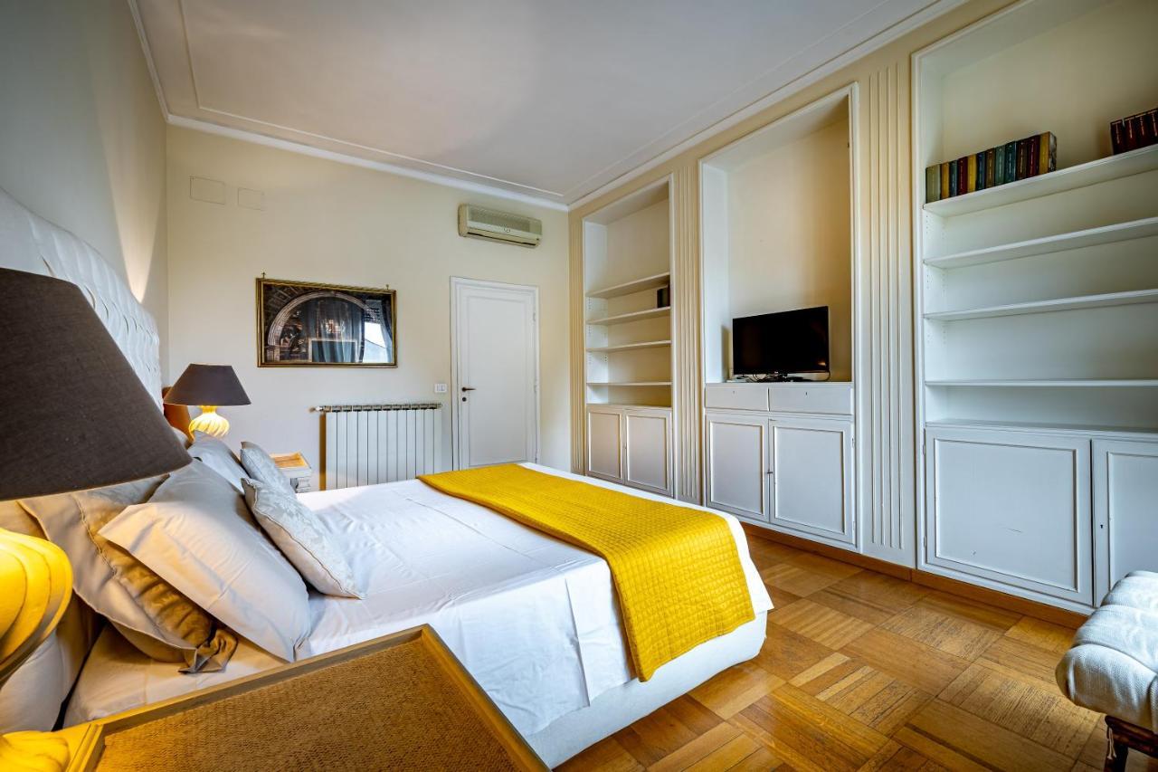 Yid D'Azeglio Luxury Apartment With Parking Florencja Zewnętrze zdjęcie