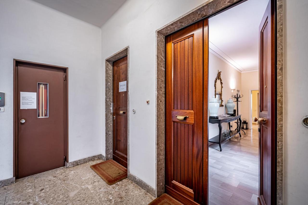 Yid D'Azeglio Luxury Apartment With Parking Florencja Zewnętrze zdjęcie