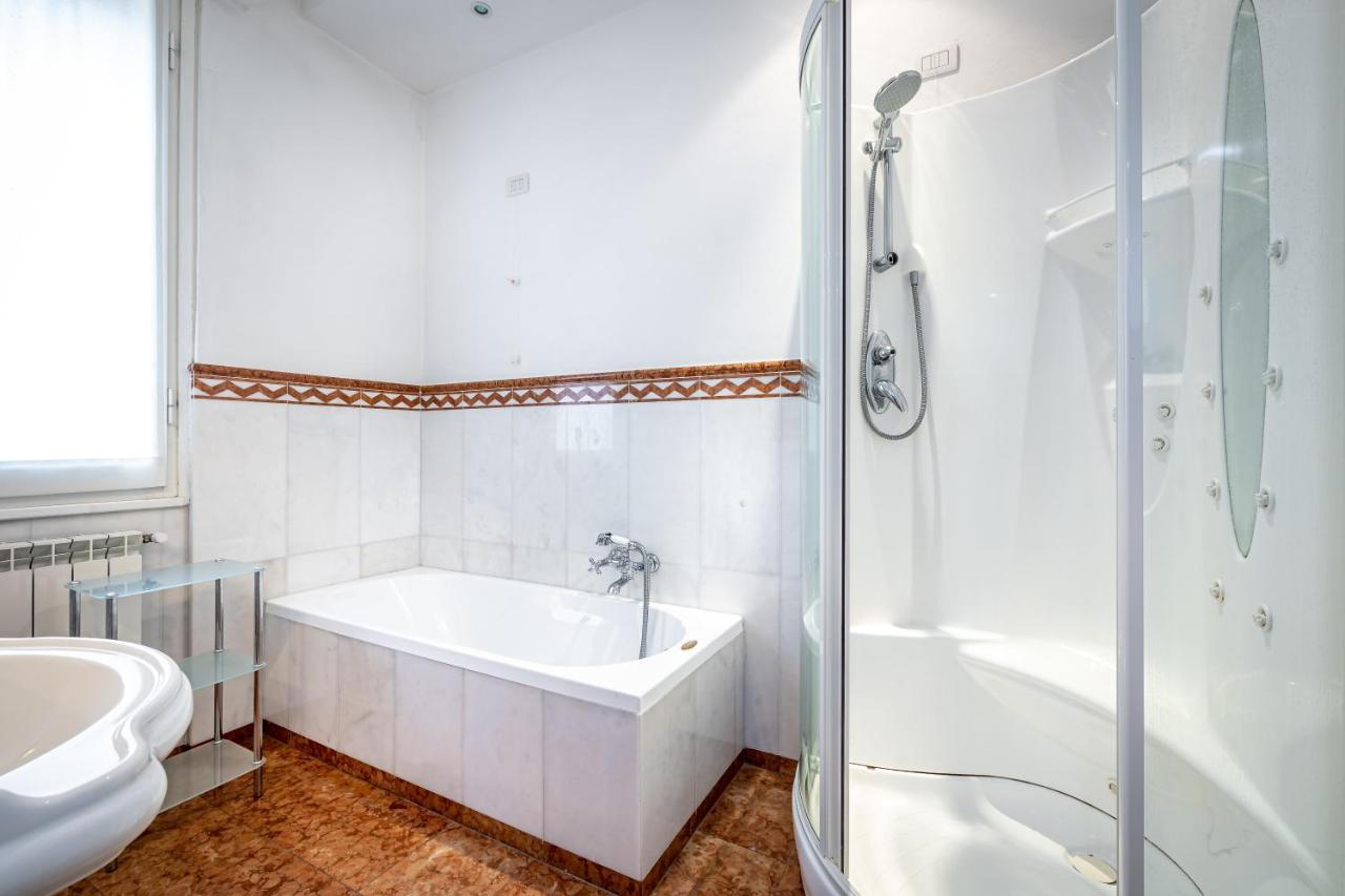 Yid D'Azeglio Luxury Apartment With Parking Florencja Zewnętrze zdjęcie