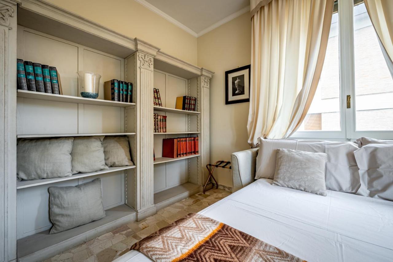 Yid D'Azeglio Luxury Apartment With Parking Florencja Zewnętrze zdjęcie
